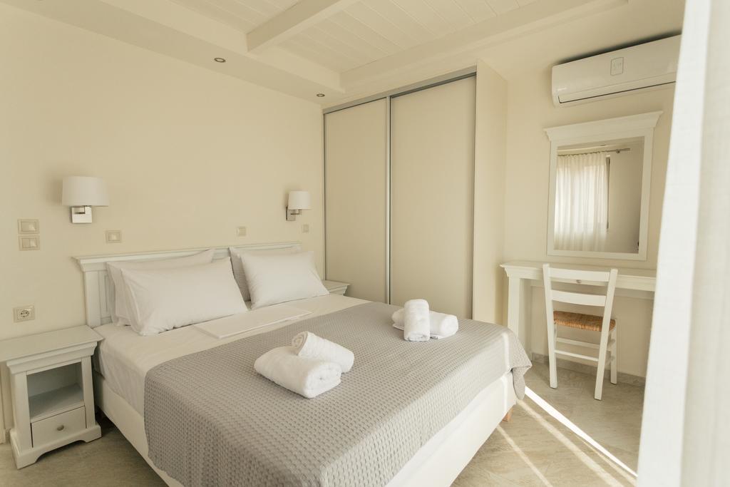 Tseralia Houses Stoupa Exterior photo