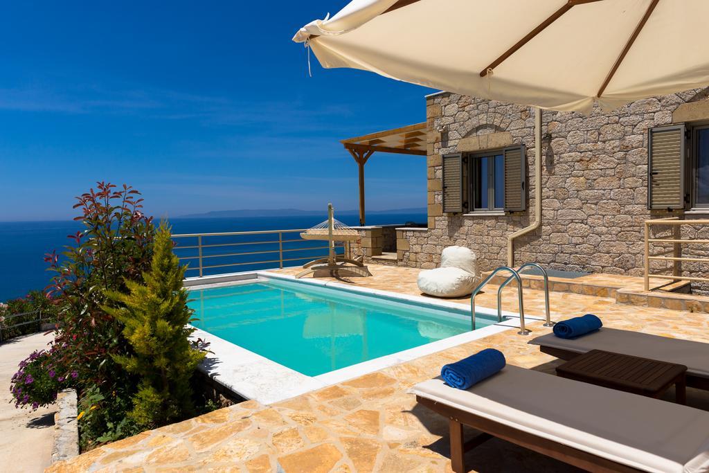 Tseralia Houses Stoupa Exterior photo
